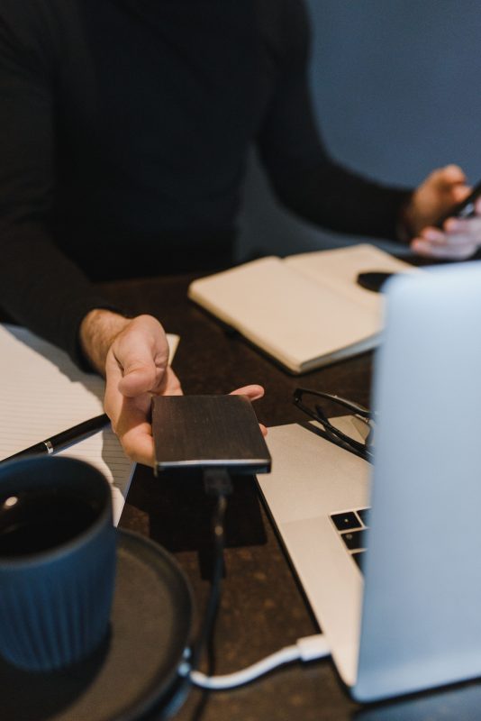 Computer Daten Wiederherstellung und Festplatten Datenrettung